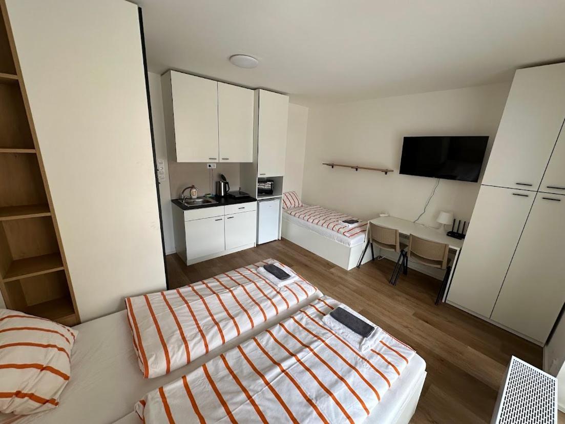 Bella Apartments ブルノ エクステリア 写真