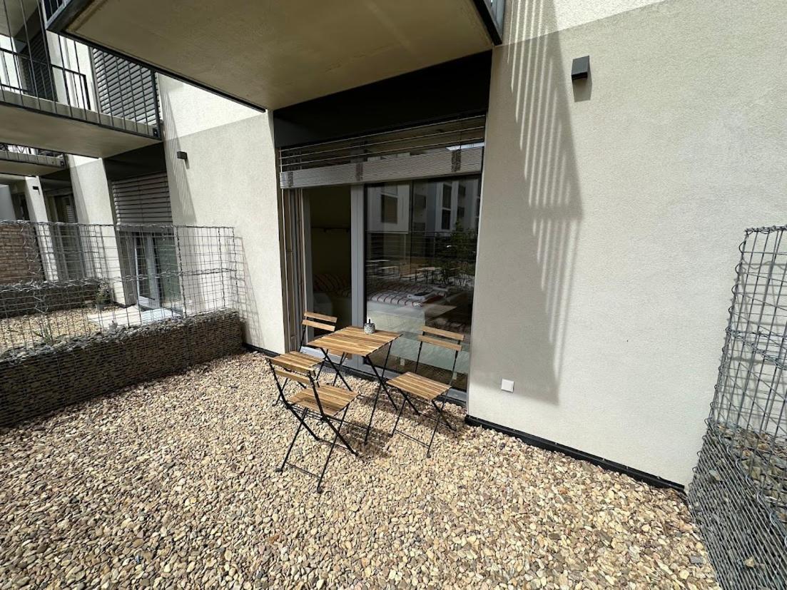 Bella Apartments ブルノ エクステリア 写真