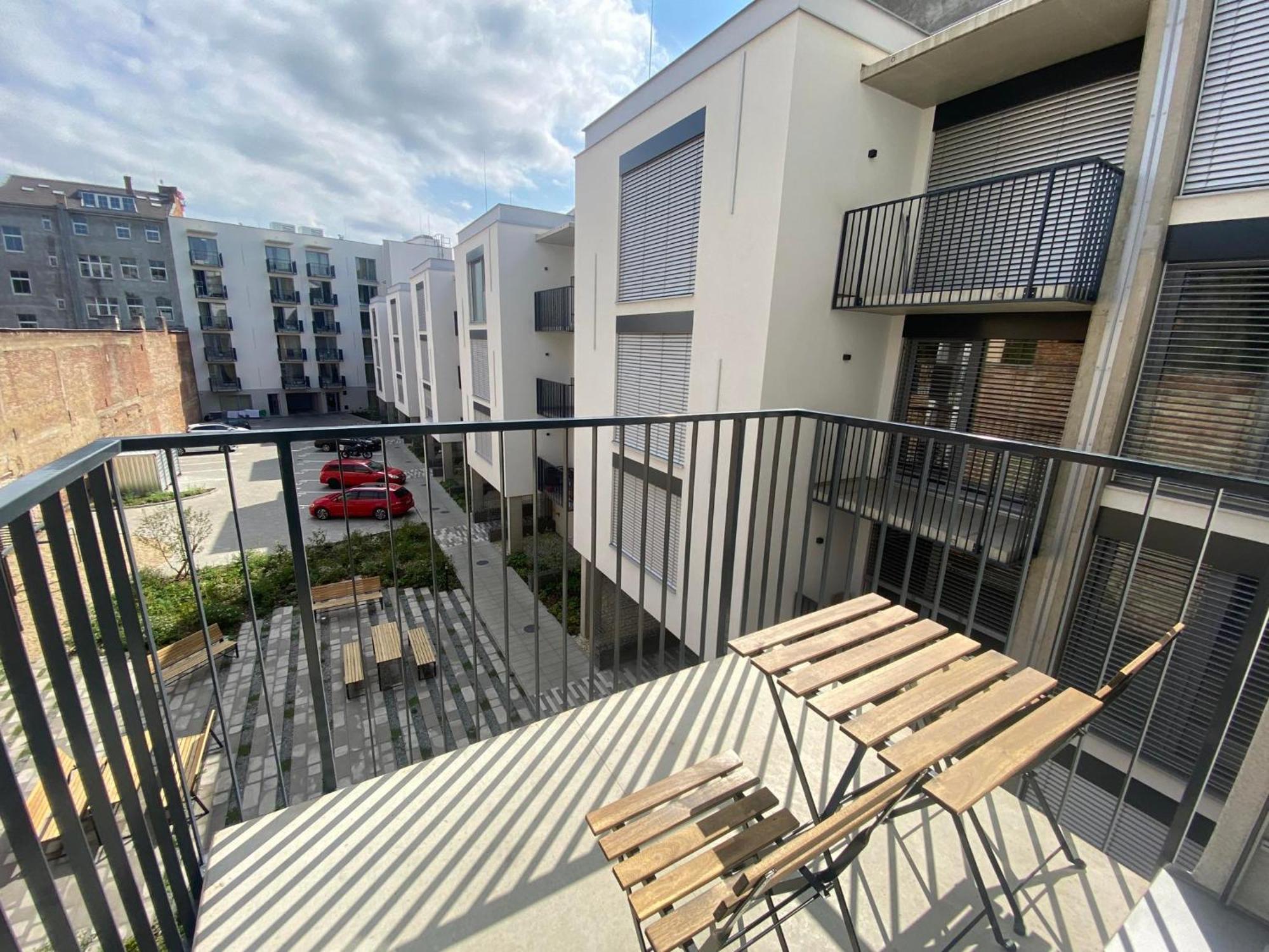 Bella Apartments ブルノ エクステリア 写真