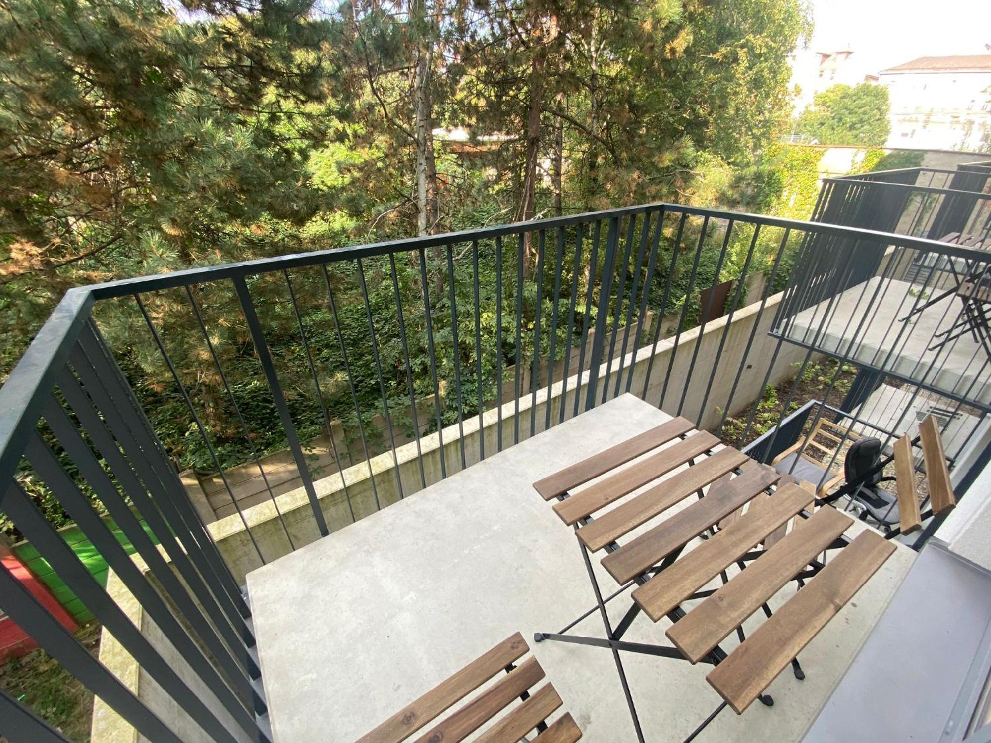 Bella Apartments ブルノ エクステリア 写真