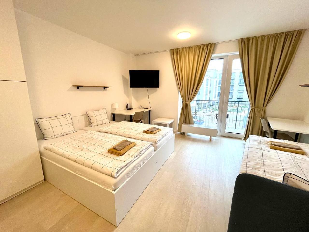 Bella Apartments ブルノ エクステリア 写真
